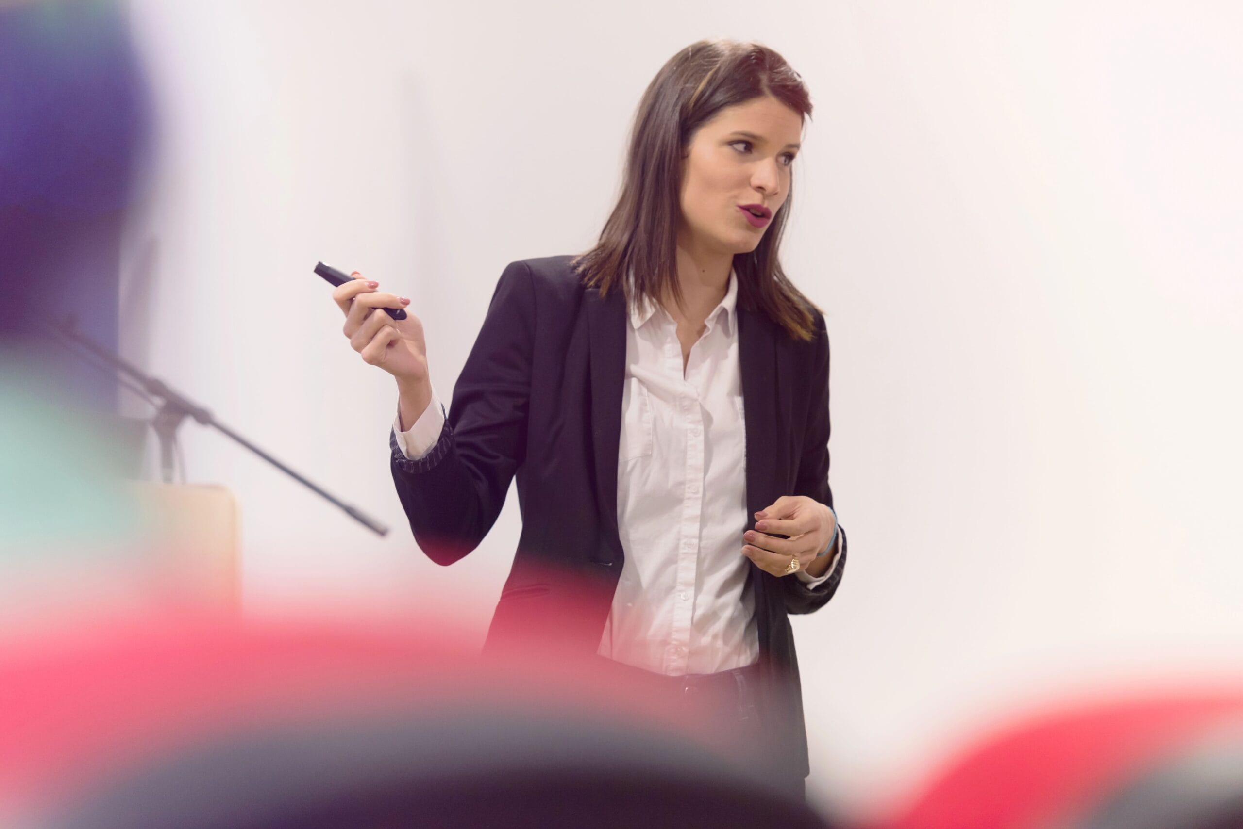Präsentationstraining für Führungskräfte – sicher auftreten und Inhalte überzeugend präsentieren